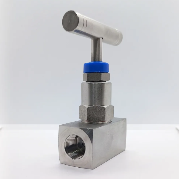 Игольчатый вентиль (клапан) муфтовый нержавеющий, AISI304 DN40 (1_1/2"), (CF8), PN400, IFITTING
